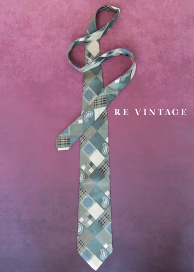 奶綠色變形蟲菱格紋領帶1