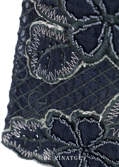 蕾絲小花刺繡漂亮牛仔褲（27"）10