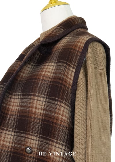 冬日壁爐 - 深褐色格紋毛呢背心10