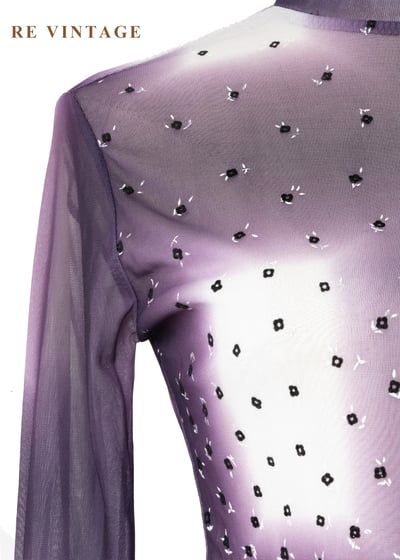 星塵灑落的紫色光暈網紗上衣5