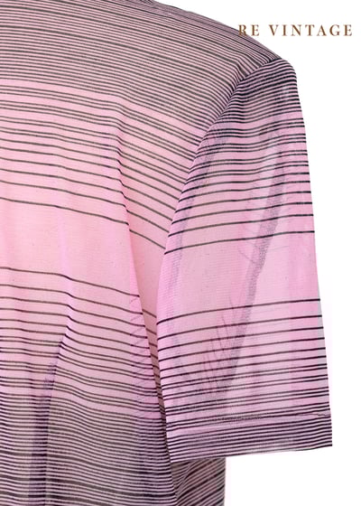 黑與粉相間線條網紗透膚上衣10