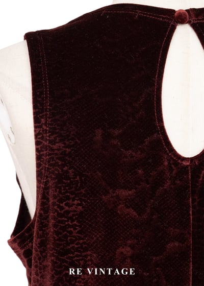 赤紅荒野鱷魚紋絨布長洋裝15