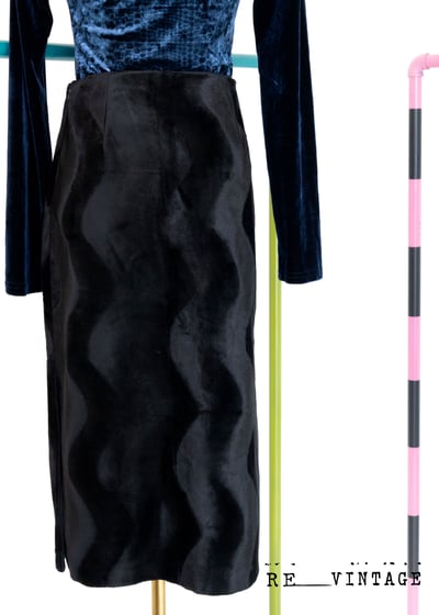 波波紋黑色絨布中長裙（25"）6