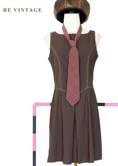 質感單品 - 完美剪裁線條巧克力色迷你洋裝1
