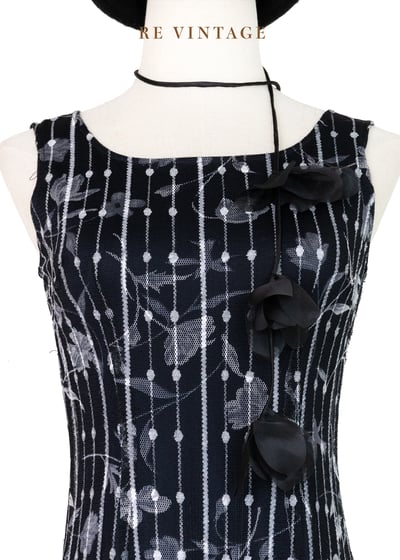 優雅花之線條流動節奏網紗長洋裝5