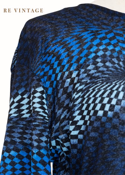 Car Race x Blue Op Art 薄款針織上衣7