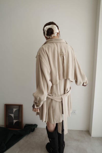 *大牌質感* 設計綁帶長版風衣洋裝6