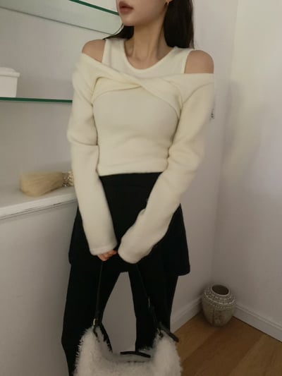 小露肩扭結毛衣6