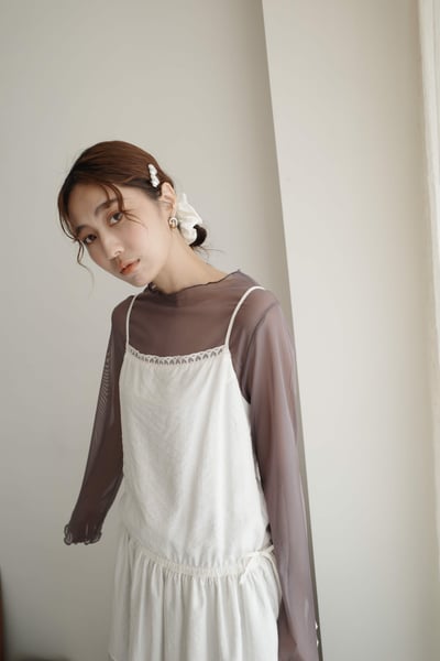 細肩帶裙擺抽繩背心洋4