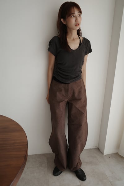 必買神褲！ 挺版下擺雙扣格紋褲5