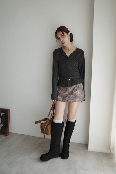 〖今年大勢〗時髦扣環霧面麂皮寬管靴6