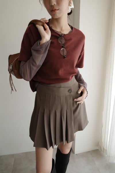 斜單扣打褶褲裙1