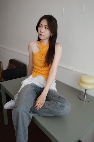 交叉小排扣糖果色背心4