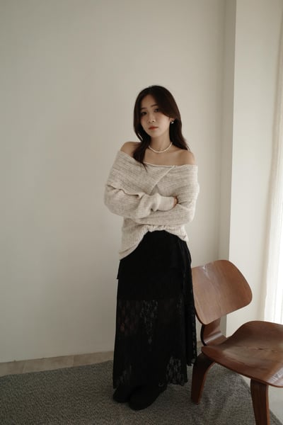 層次透膚側垂帶蕾絲半裙2