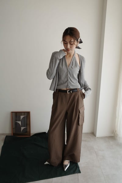 假兩件切v單扣外套上衣7