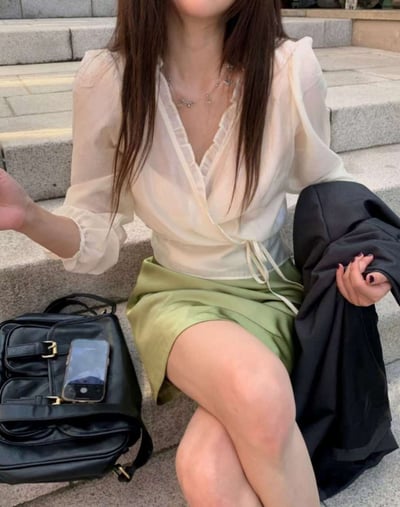 漂亮高級！仙氣緞面繞腰綁帶上衣8
