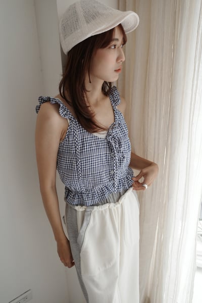 荷葉邊肩帶小裙擺背心2