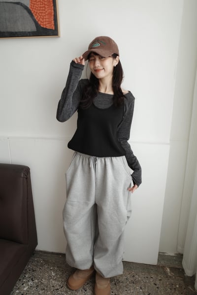 繞脖綁帶撞色假兩件上衣2