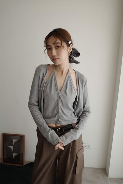 假兩件切v單扣外套上衣6