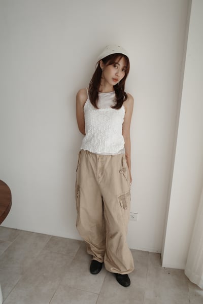 雙口袋彎刀下綁線工裝褲2