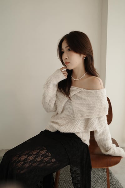 前後兩穿大Ｖ翻領平口毛衣1