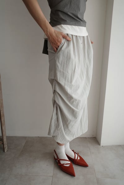 時髦線條平底尖頭鞋5