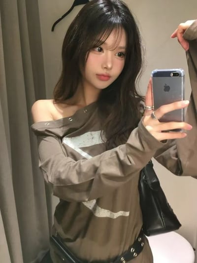 (hot) 卯丁排扣數字上衣5