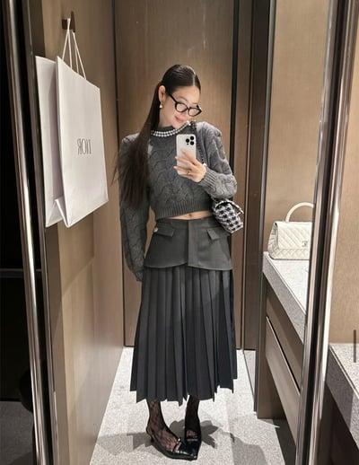 （歐膩必備）設計牌層次厚磅百摺羊毛長裙6