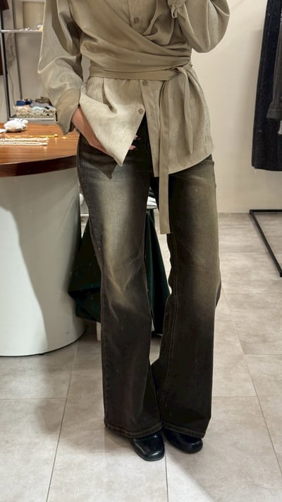 / 腿長神器／深刷色顯瘦彈性喇叭牛仔褲6