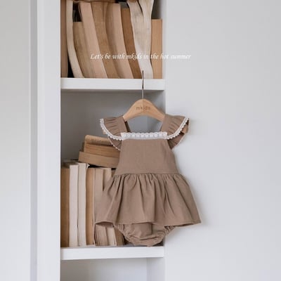 蕾絲滾邊飛袖包屁裙(3color)11