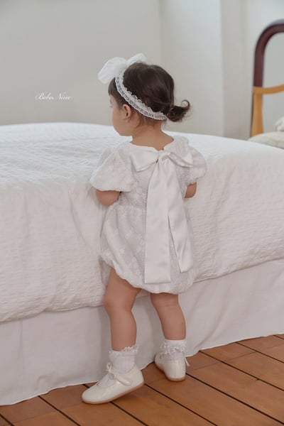 ribbon壓紋澎袖包屁衣(2color)1