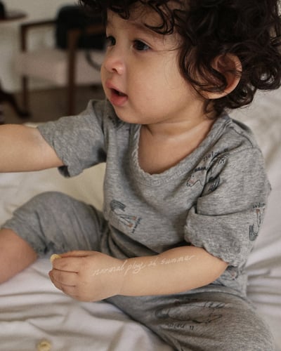 手繪小馬上衣/寬褲襠褲(2color)21