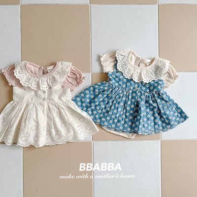 蕾絲領愛心刺繡包屁衣2