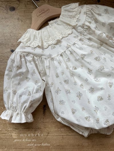 蕾絲領花花澎袖包屁衣2