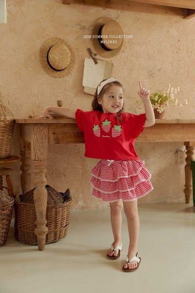 飛袖草莓tee (2color)18