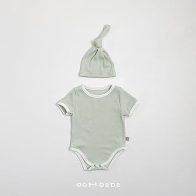 小刺繡包屁衣+帽set7