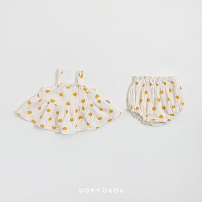 透氣涼爽傘襬背心+木耳捲邊麵包褲set(baby)2