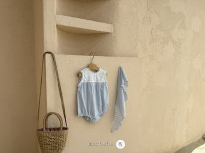 刺繡小雛菊蕾絲壓紋包屁衣+頭巾set4