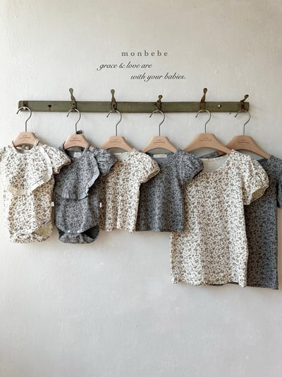 滿版小花親子裝1