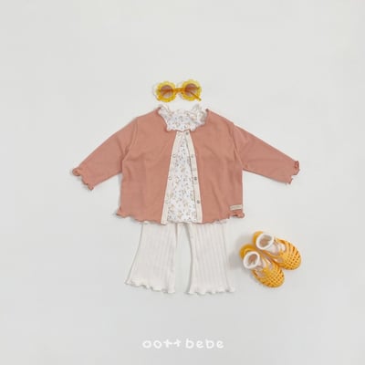 木耳捲邊花花上衣6