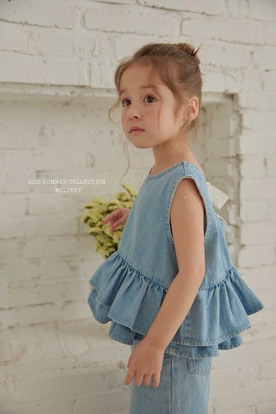 蕾絲ribbon層次蛋糕方領上衣(2color)10