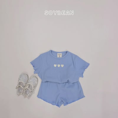 刺繡愛心木耳捲邊套裝5