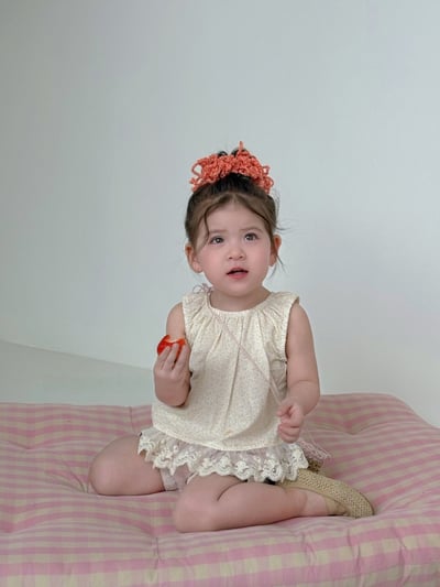 鑲邊蕾絲花花背心套裝2