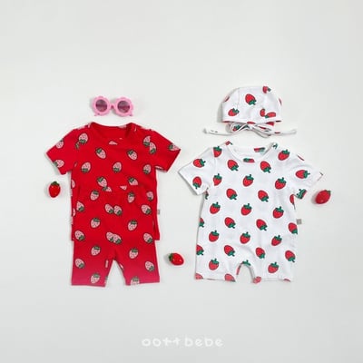 滿版草莓連身爬服+帽set9