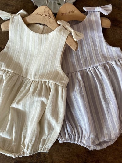 立體蝴蝶結蕾絲紋理包屁衣*現貨米S11