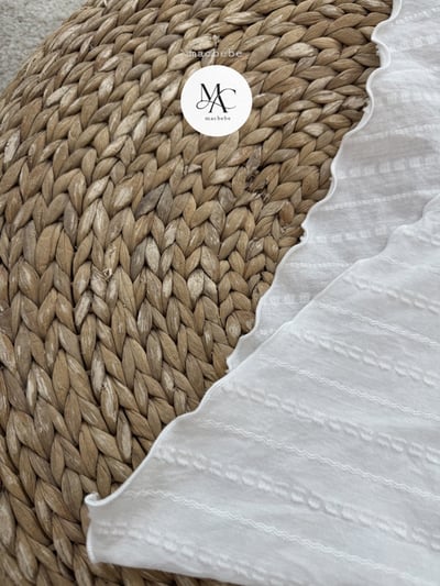 刺繡小雛菊蕾絲壓紋包屁衣+頭巾set20