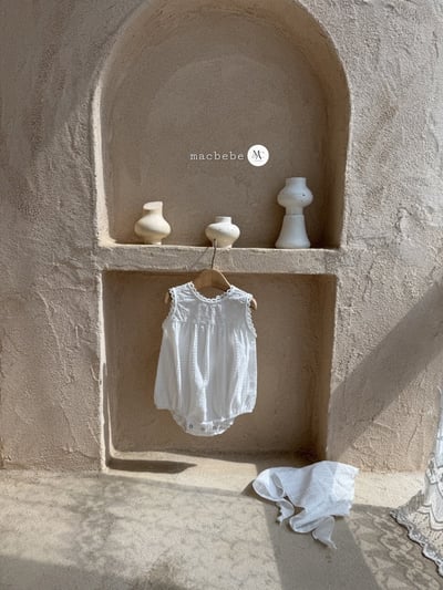 刺繡小雛菊蕾絲壓紋包屁衣+頭巾set11