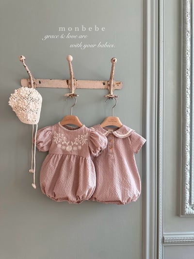 刺繡花朵澎袖格紋包屁衣/洋裝(2color)10