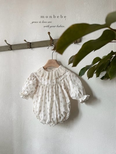 蕾絲領花花澎袖包屁衣5