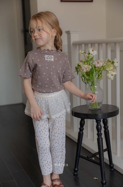 小刺繡木耳捲邊上衣(4color)5